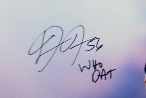 Demario Davis חתם על ניו אורלינס קדושים ללא ממוסגר 16 × 20 עשן מנהרות צילום עם כתובת WHO DAT - תמונות NFL עם חתימה